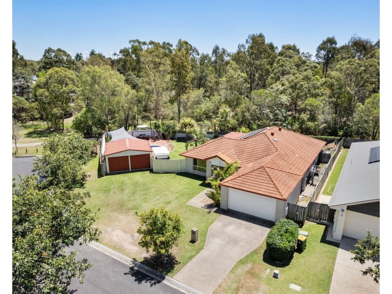 8 Aspect place, Narangba QLD 4504