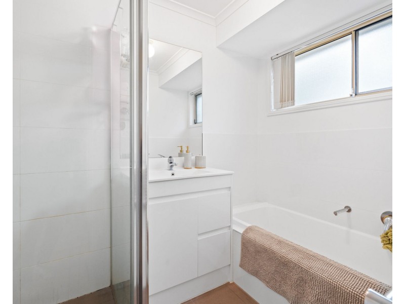 22 Eucalyptus Crt, Oxenford QLD 4210