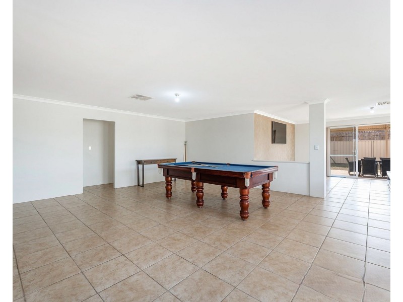 22 Banksiadale Gate, Lakelands WA 6180