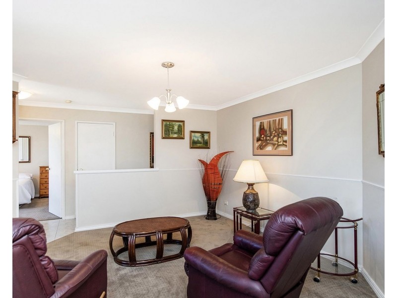 24 Templetonia Promenade, Halls Head WA 6210