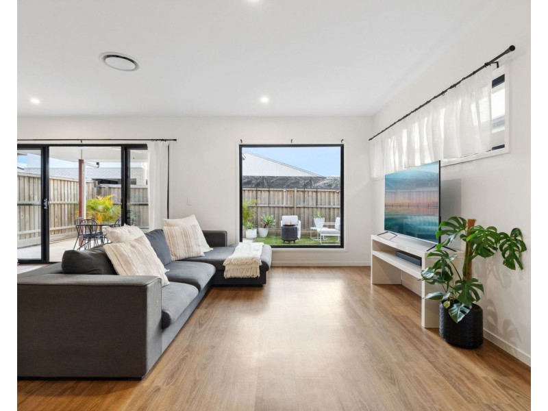 13 Charm Street, Palmview QLD 4553