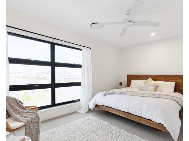 13 Charm Street, Palmview QLD 4553