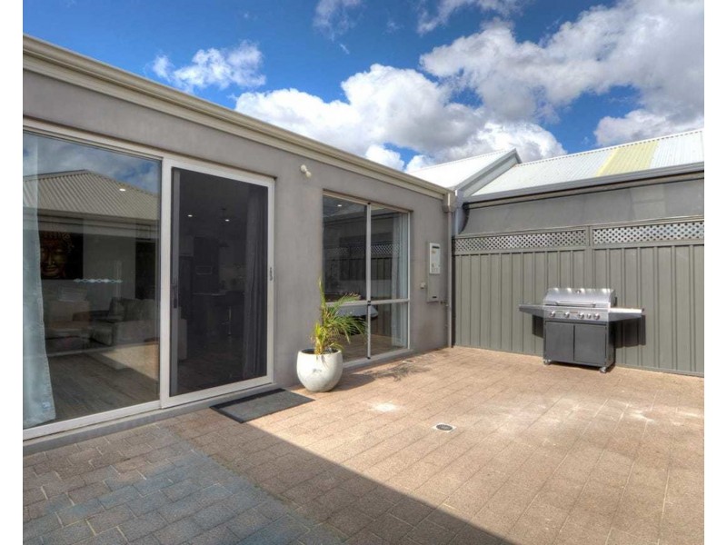 7 Howie Way, Caversham WA 6055