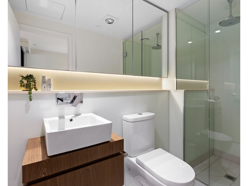 609/2 Claremont Street, South Yarra VIC 3141