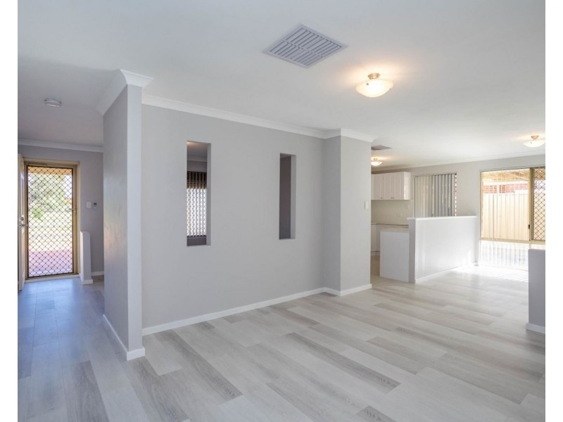 11 Indigo Circle, Warnbro WA 6169