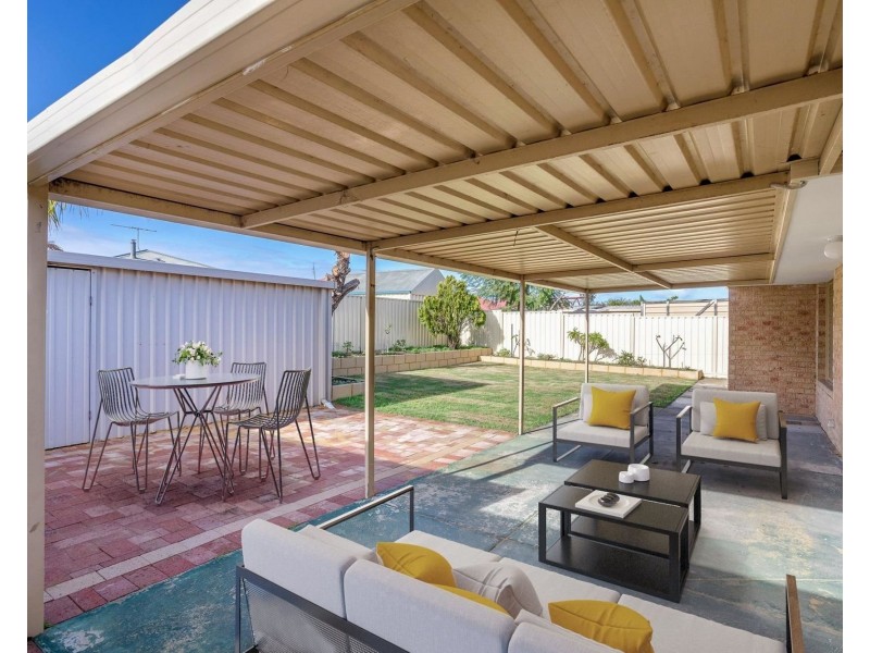11 Indigo Circle, Warnbro WA 6169