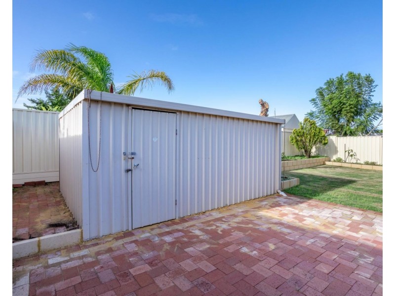 11 Indigo Circle, Warnbro WA 6169