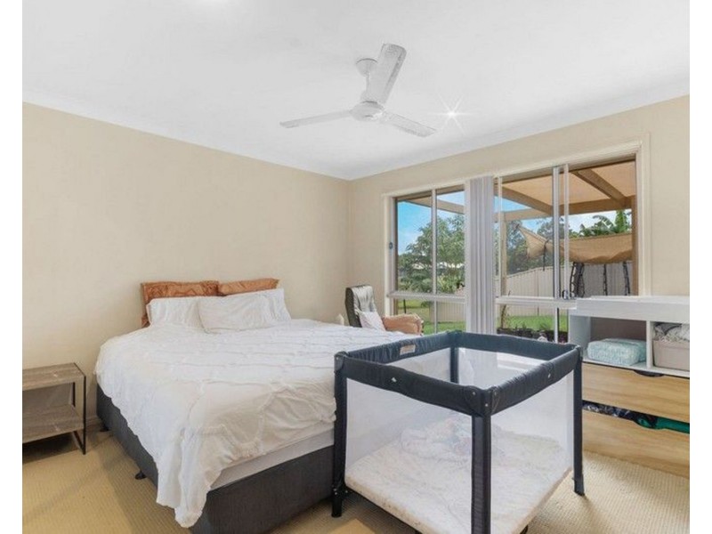 25 Sophie Street, Raceview QLD 4305