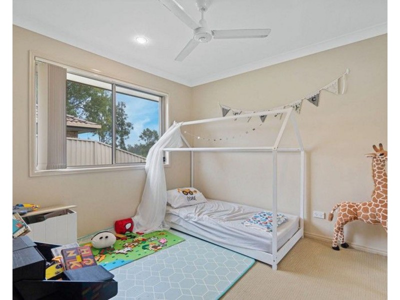 25 Sophie Street, Raceview QLD 4305