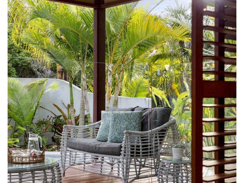 3b North Beach Place, Mudjimba QLD 4564