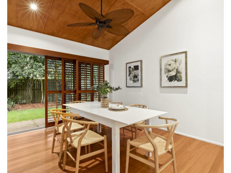 3b North Beach Place, Mudjimba QLD 4564
