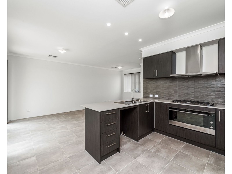 Unit 1-5/344 Wharf Street, Queens Park WA 6107