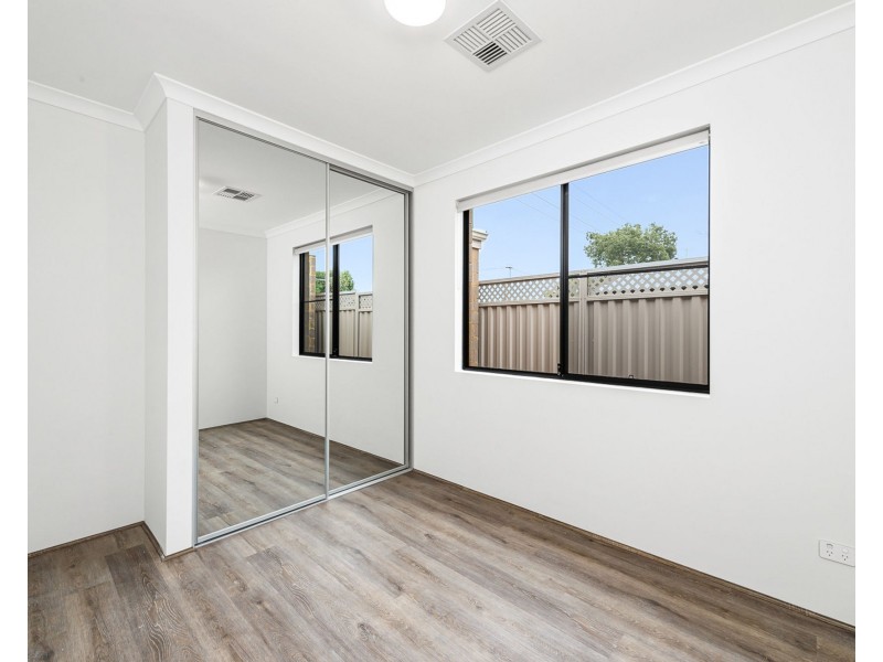 Unit 1-5/344 Wharf Street, Queens Park WA 6107