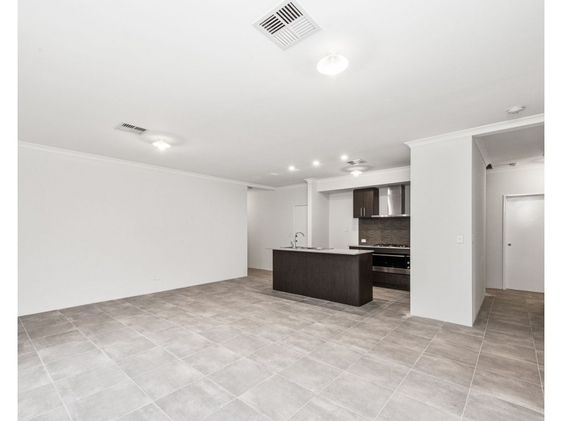 Unit 1-5/344 Wharf Street, Queens Park WA 6107