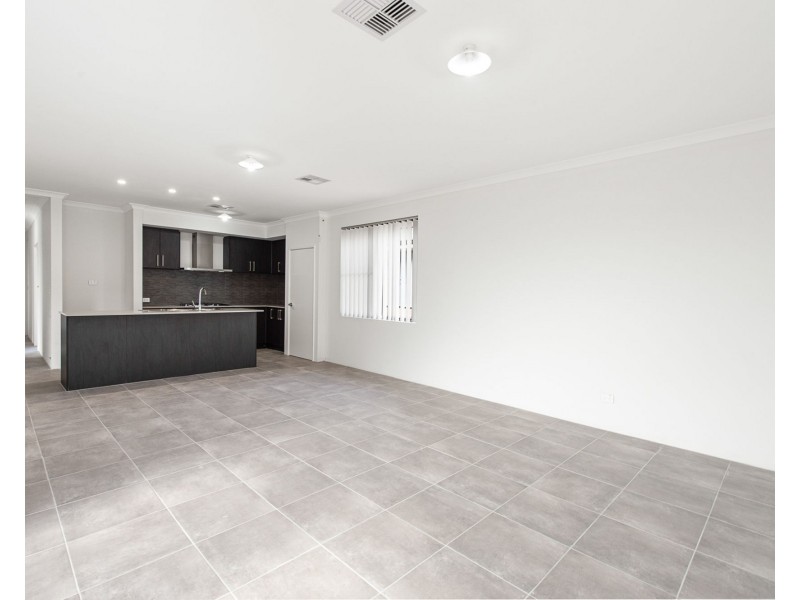Unit 1-5/344 Wharf Street, Queens Park WA 6107