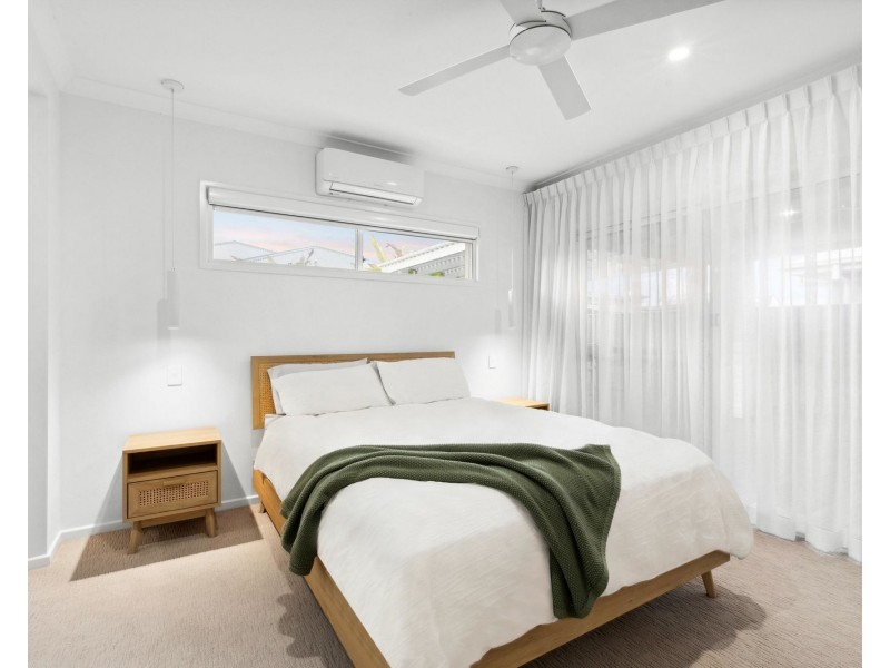 105 Flintwood Crescent, Palmview QLD 4553