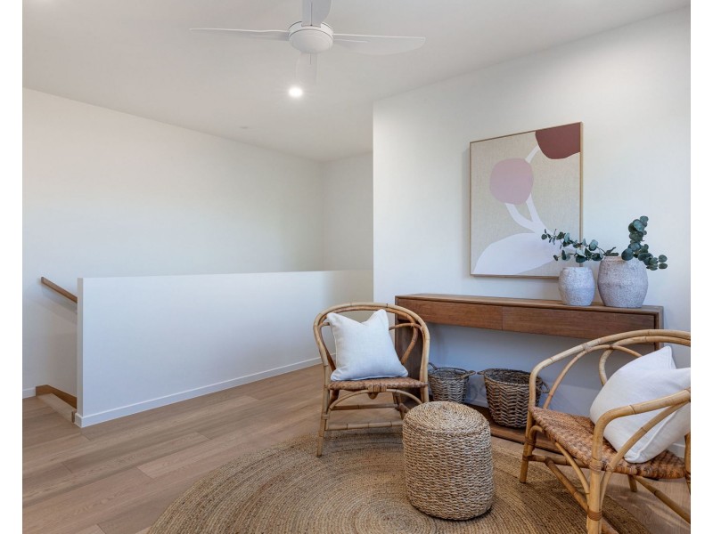 1 & 2/5 Kyeema Street, Buddina QLD 4575