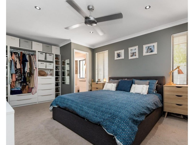 32 Gascoyne Way, Cooloongup WA 6168