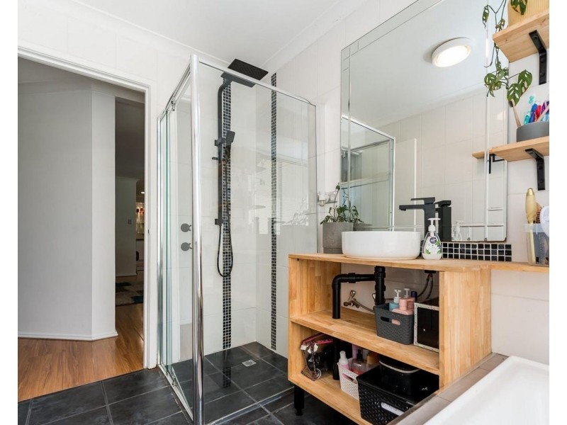 32 Gascoyne Way, Cooloongup WA 6168