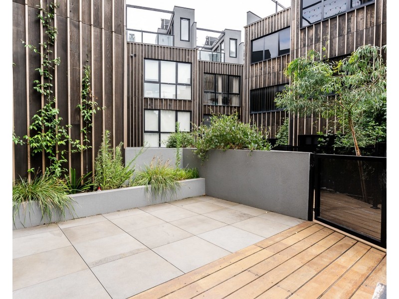 2/14 Yates Lane, Parkville VIC 3052