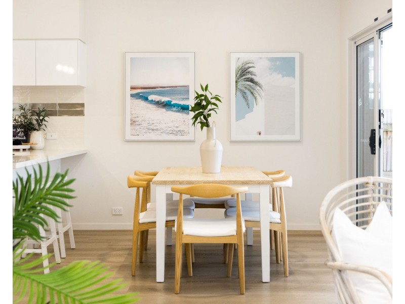 16 Connaught St, Sandgate QLD 4017