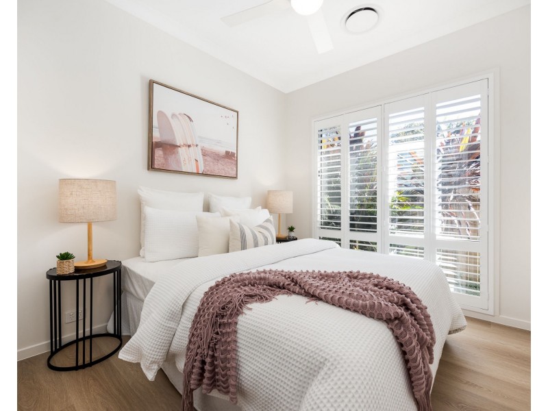 16 Connaught St, Sandgate QLD 4017