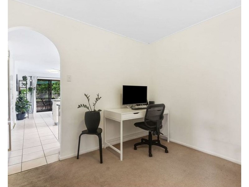 32 Virae Street, The Gap QLD 4061