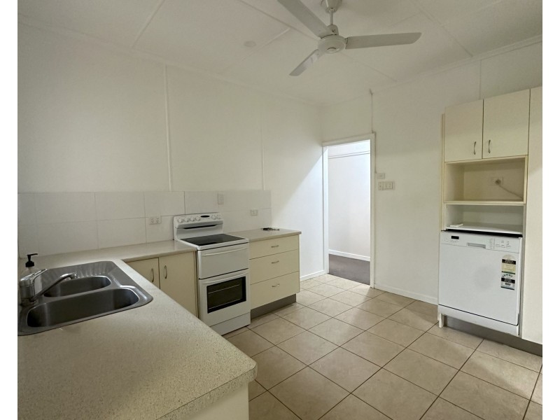 5 Cullen Street, Walkervale QLD 4670