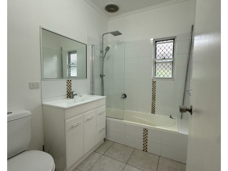5 Cullen Street, Walkervale QLD 4670