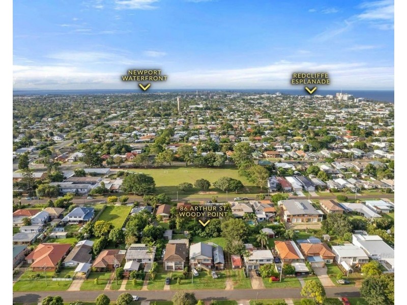 2/86 Arthur Street, Woody Point QLD 4019