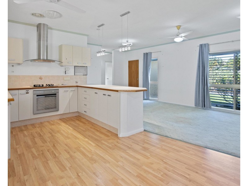 34 Cracknell Road, White Rock QLD 4868