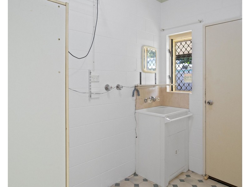 34 Cracknell Road, White Rock QLD 4868