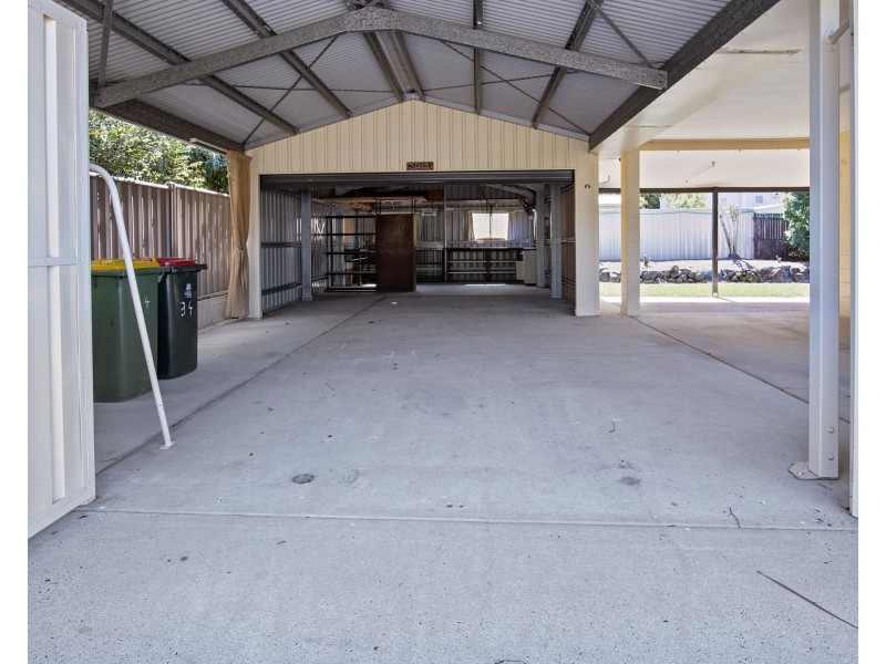 34 Cracknell Road, White Rock QLD 4868