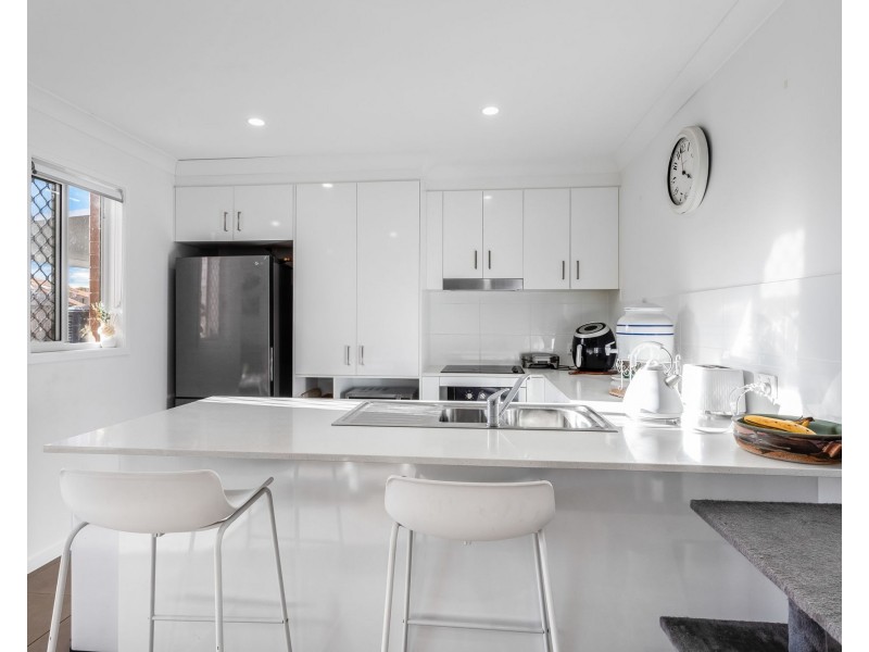 6/15 Waratah Way, Morayfield QLD 4506