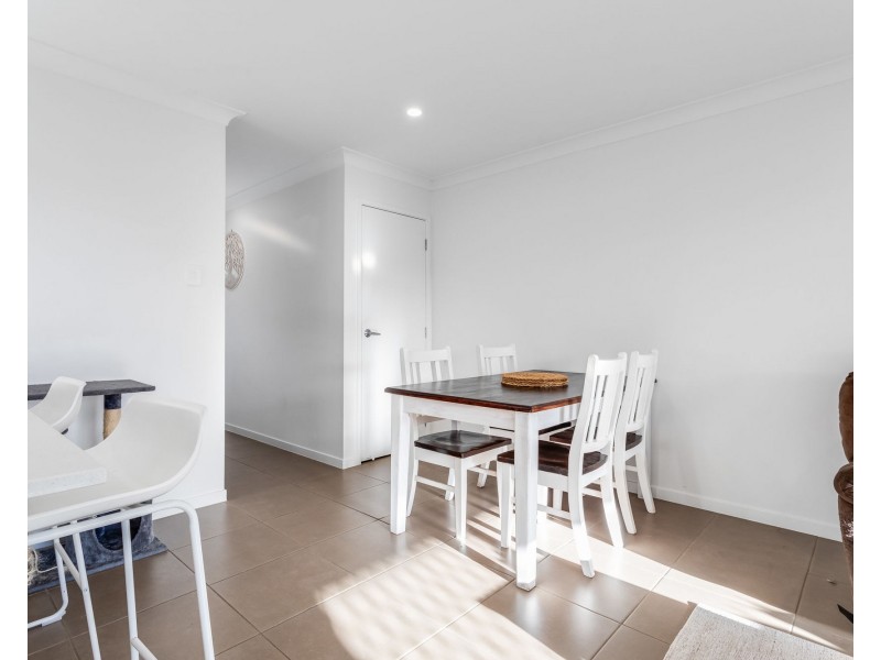 6/15 Waratah Way, Morayfield QLD 4506