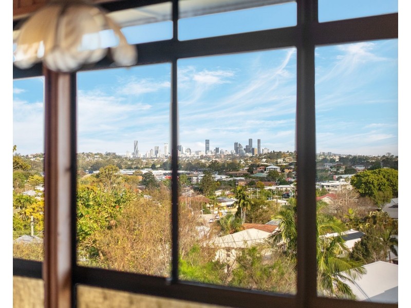 16 Deakin Street, Everton Park QLD 4053