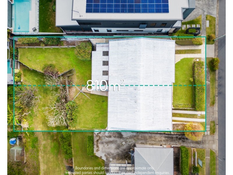 16 Deakin Street, Everton Park QLD 4053