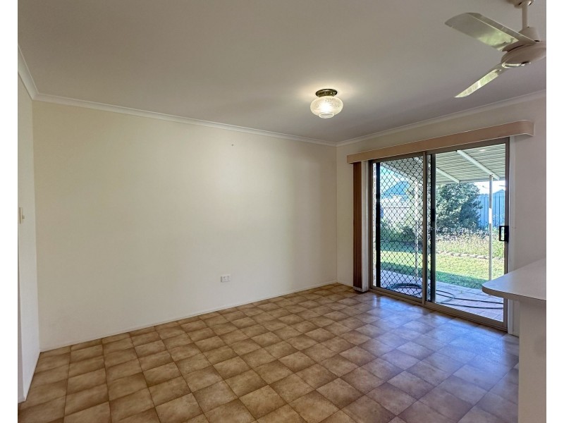 2a May Street, Walkervale QLD 4670