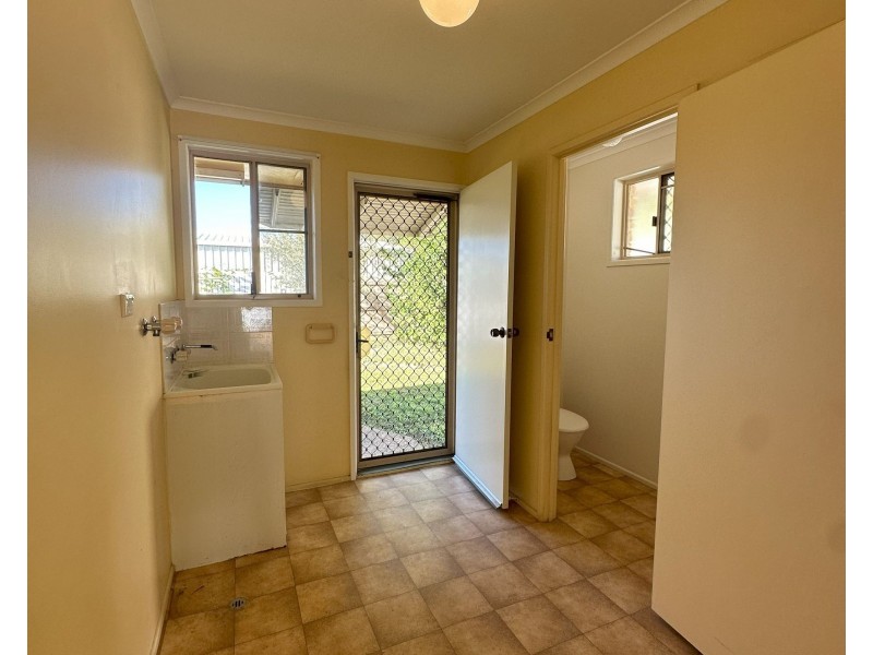 2a May Street, Walkervale QLD 4670