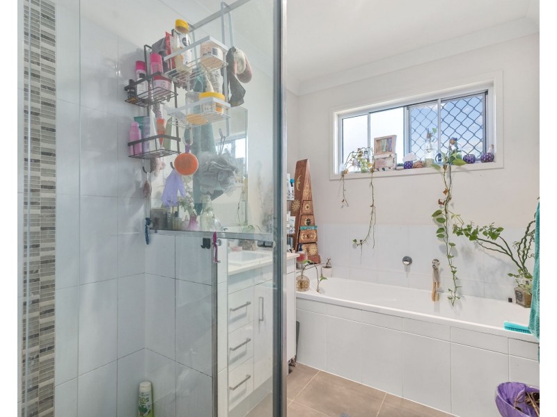 9 Radmila Court, Bellbird Park QLD 4300