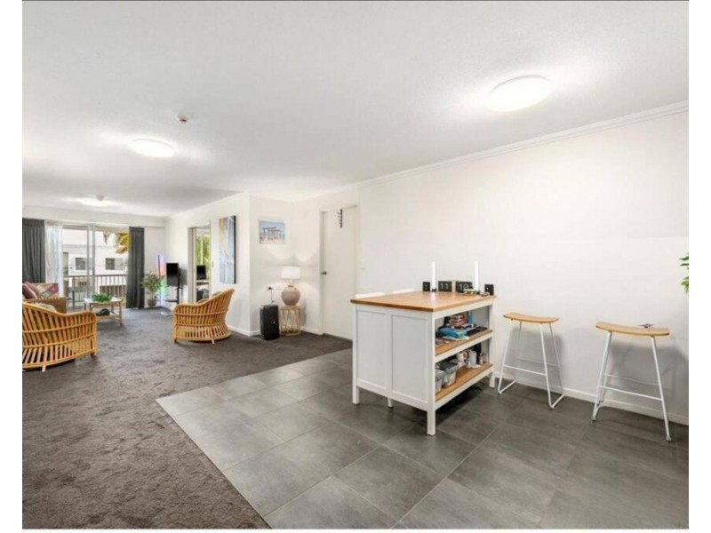 15/132-138 Ferny Avenue, Surfers Paradise QLD 4217