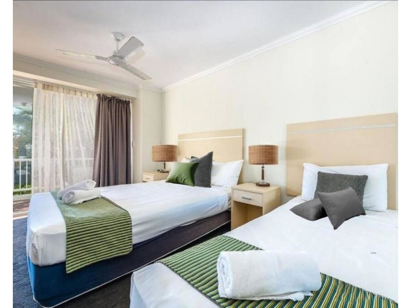 15/132-138 Ferny Avenue, Surfers Paradise QLD 4217