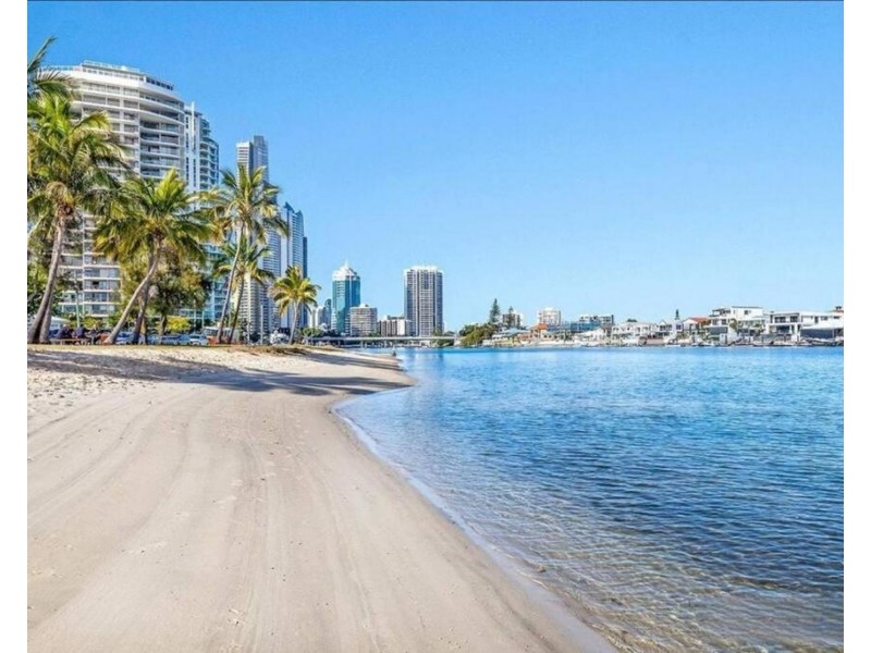 15/132-138 Ferny Avenue, Surfers Paradise QLD 4217