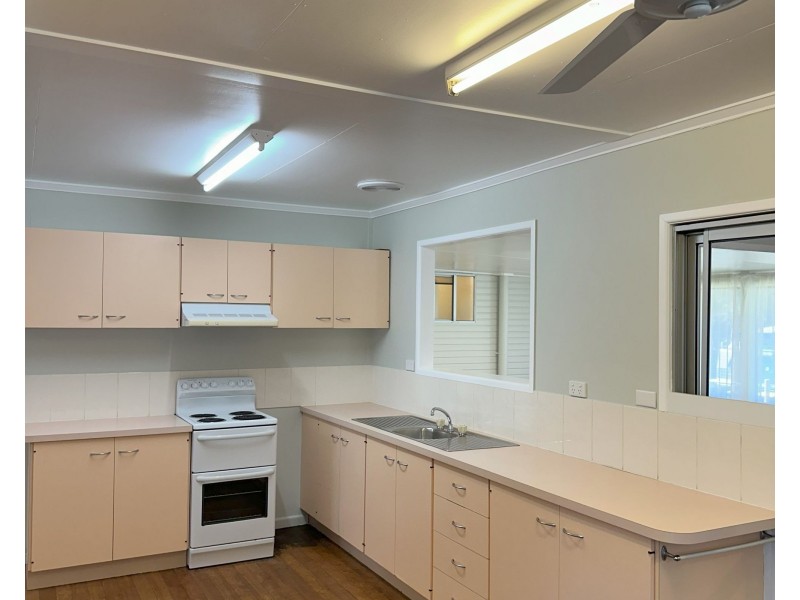 147 Davenport Drive, Coonarr QLD 4670