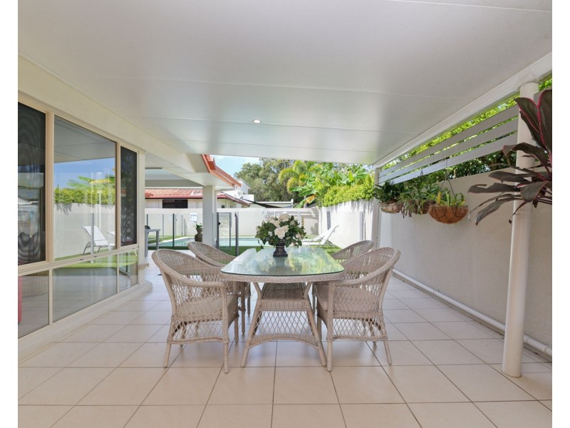 5 Campbellville Circuit, Pelican Waters QLD 4551