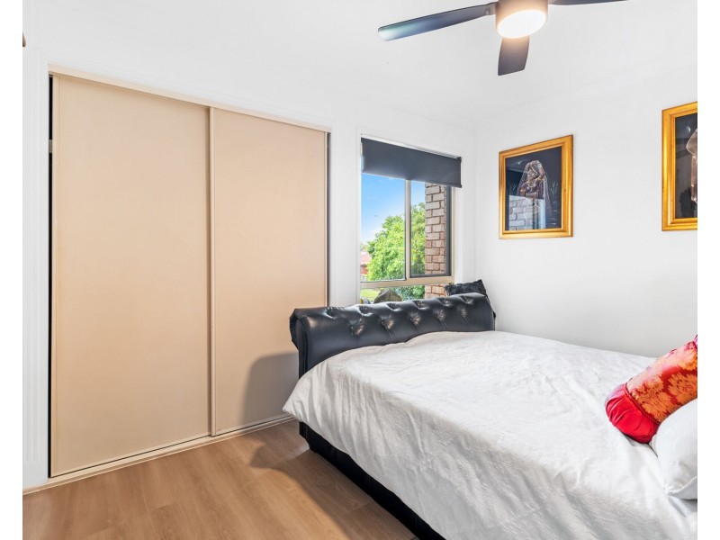 26 Matzia Avenue, Pacific Pines QLD 4211