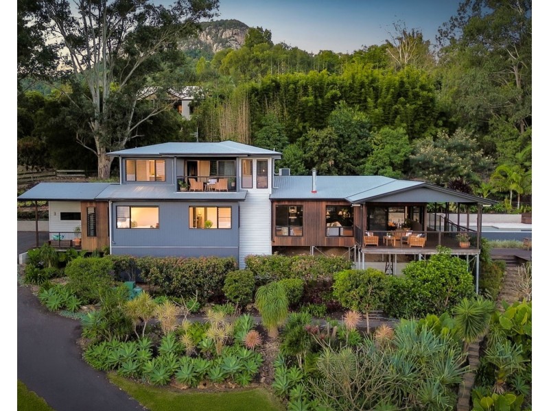 12 Hillsview Place, Maroochy River QLD 4561