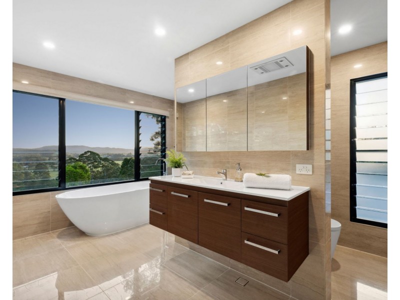 12 Hillsview Place, Maroochy River QLD 4561