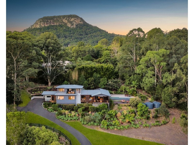 12 Hillsview Place, Maroochy River QLD 4561