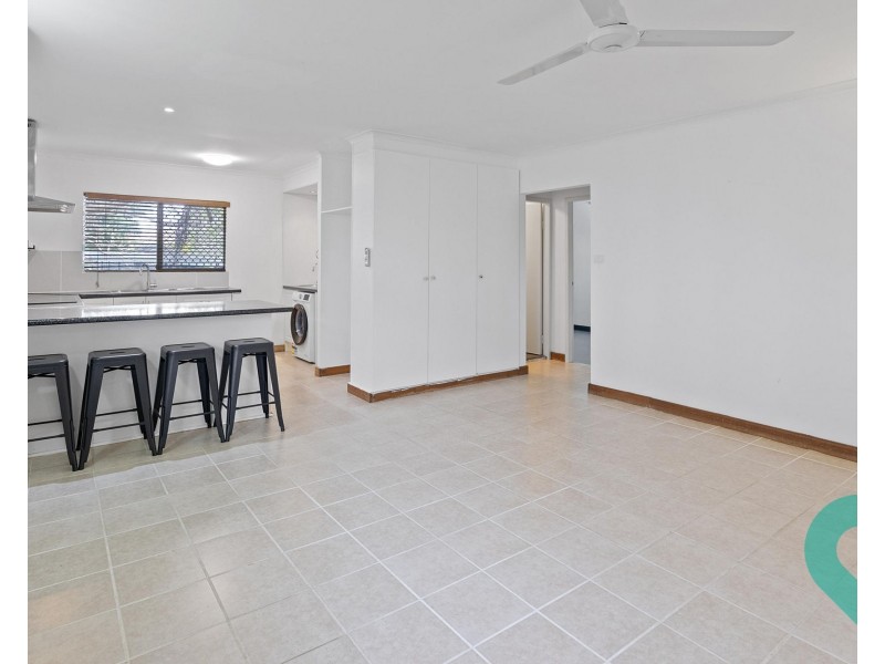 8/22 Hoare Street, Manunda QLD 4870